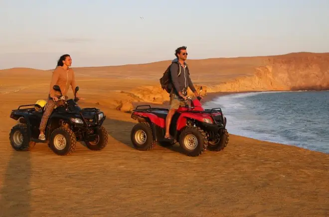 ATV-Fahrt in der Paracas Nationalreservat: Wüstendünen & Ausblicke