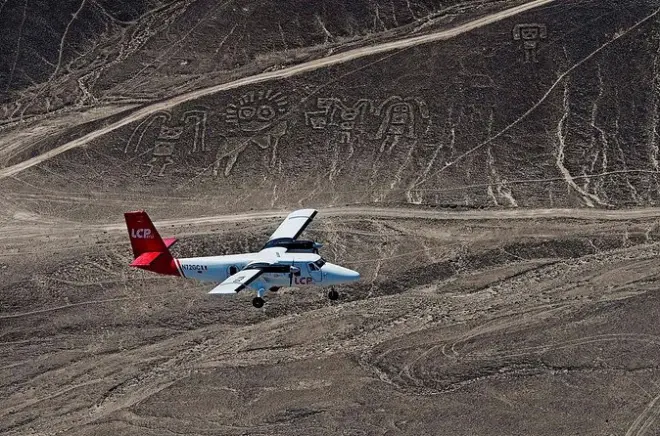 Nazca-Linien Flug ab Nazca: 17 Geoglyphen aus der Luft sehen