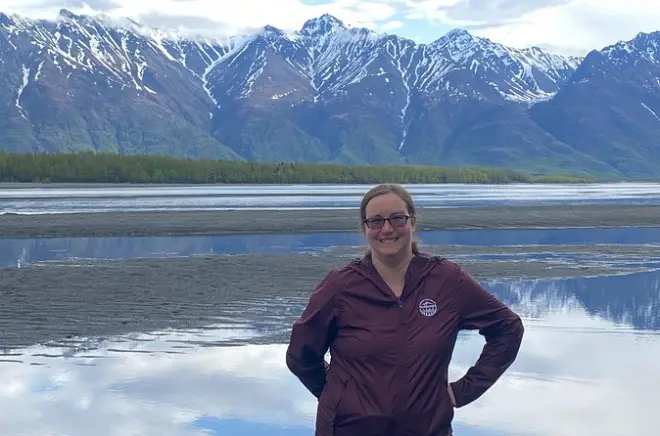 Kayak sur la rivière Knik près d’Anchorage : Vues sur Pioneer Peak