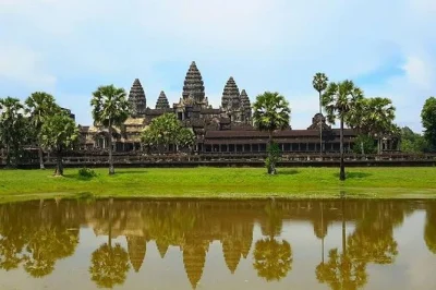 Wake up in bangkok, cross into cambodia, cruise tonle sap’s floating village, and wander angkor wat with a local guide. private tour includes hotel pickup & 4-star stay.
