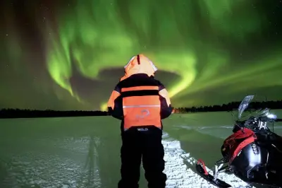 Levi Schneemobilsafari bei Nacht zur Jagd auf Nordlichter, 3 Std