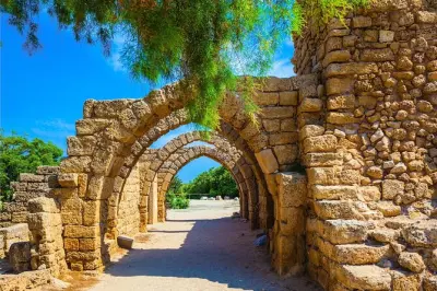 Caesarea, Haifa e Akko: Ruínas romanas e cidades UNESCO