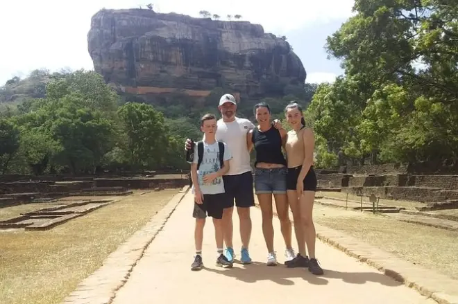 Sigiriya Felsenfestung ab Colombo: 3 Sehenswürdigkeiten an einem Tag