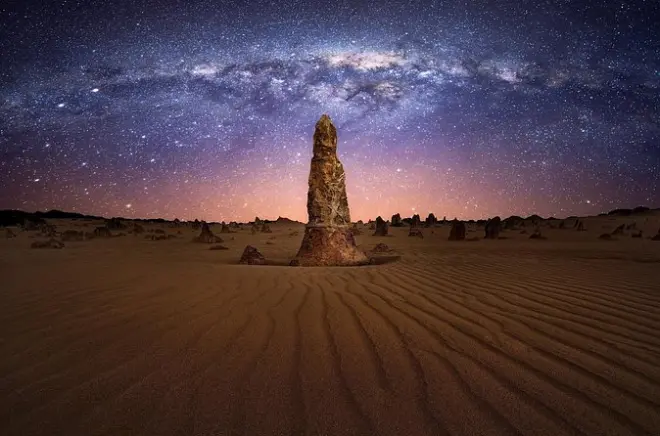 Pinnacles Desert Sunset and Stargazing Tour from Perth