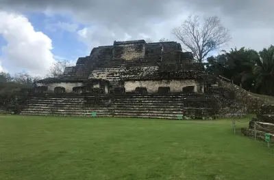 Altun Ha Maya-Ruinen: Geführter Aufstieg & Tempelzugang
