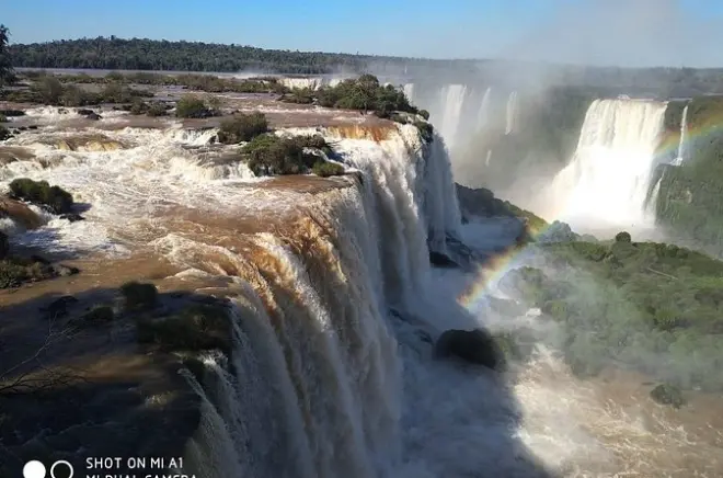 Cataratas do Iguaçu dos dois lados: Brasil e Argentina no mesmo dia