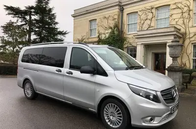 Traslado privado de Southampton al aeropuerto de Heathrow