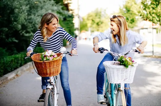 Tour de bike em Colônia: Catedral, ponte e centro histórico com guia