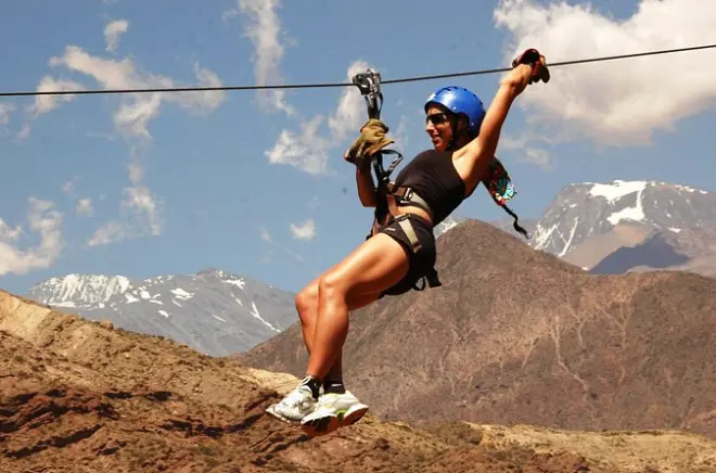 Valle di Potrerillos a Mendoza: 5 zipline e attraversamento fiume