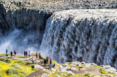 Lago Myvatn e cachoeiras Dettifoss em tour de um dia saindo de Akureyri