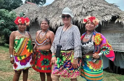 Emberá Village Tour in Chagres: Indigenous Culture & Canoe