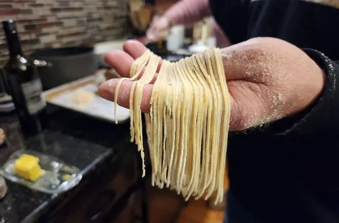 Clase de cocina de pizza estilo Chicago o pasta en Naperville