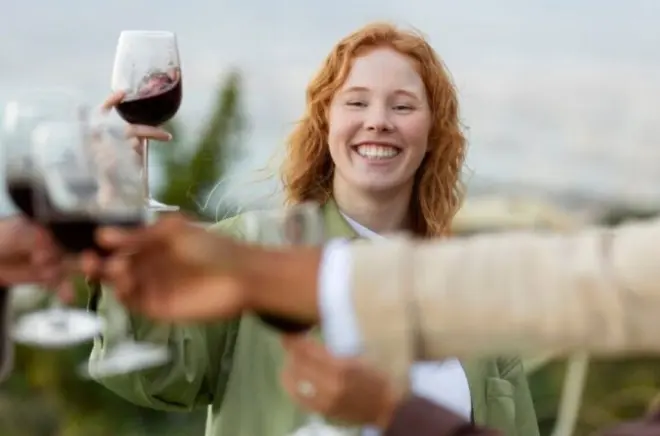 Tour vino e birra a Napier: 2 cantine, 4 degustazioni