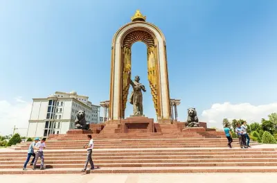 Dushanbe Day Tour: World's Tallest Flagpole & Somoni Complex
