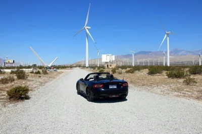 Entdecke kaliforniens erste windfarm in palm springs, erfahre spannende geschichten zur turbinentechnik und erlebe echte windräder hautnah. inklusive audio-app, flexiblem zeitplan und eigener anfahrt