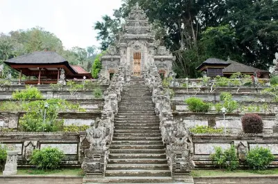 Truyan Village tour: Ancient death rituals & Bayung Gede