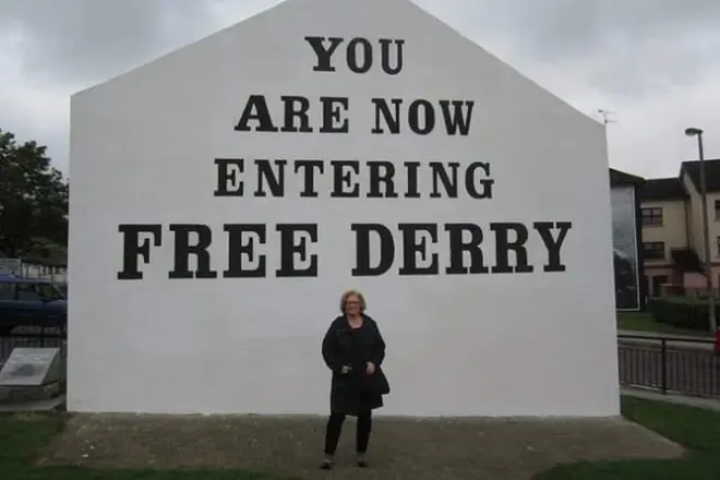 Derry Londonderry Private Tour: Bloody Sunday & City Walls