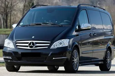 Transfert privé en minivan de Toledo ou Avila à l’aéroport de Madrid