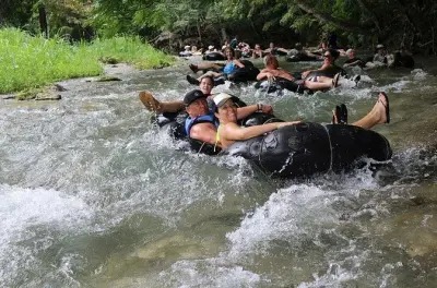 Dunn's River Falls & White River Tubing ab Runaway Bay
