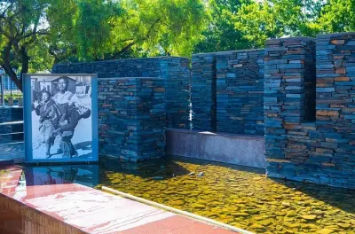 Soweto Tour: Mandela House, Orlando Towers & mehr