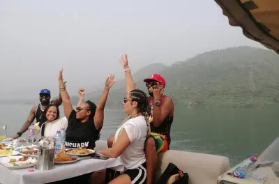 Shai Hills Safari mit Volta-See-Bootsfahrt und Mittagessen