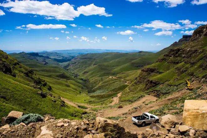 Sani Pass & Lesotho Full Day Tour from Durban: Visit Africa's Highest Pub