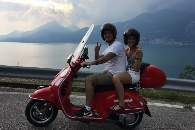 Rundfahrt mit dem Roller am Gardasee: Beide Ufer an einem Tag