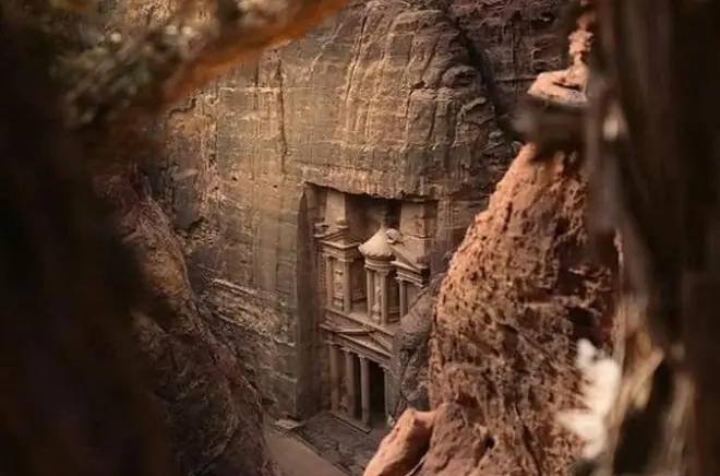3-Day Petra, Wadi Rum & Dead Sea Tour from Amman