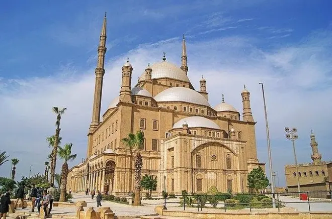 Cairo Egyptian Museum & Islamic Cairo tour with private guide