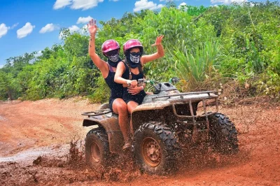 Disfruta la adrenalina de andar en atv, volar en tirolesas por la selva maya, nadar en un cenote y hacer snorkel en el arrecife de puerto morelos. incluye transporte y comida.