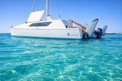Salento Katamaran-Segeltour: Ionische Buchten und Badepausen