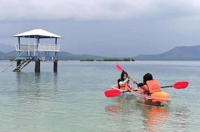 Puerto Princesa Honda Bay Inselhüpfen: Drei Riffe und Strände