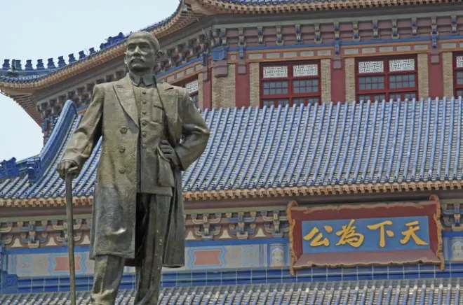 Guangzhou Old & New: Lingnan Culture to Autonomous Driving