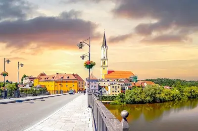Private transfer Munich to Vilshofen with 2-hour Dachau stop