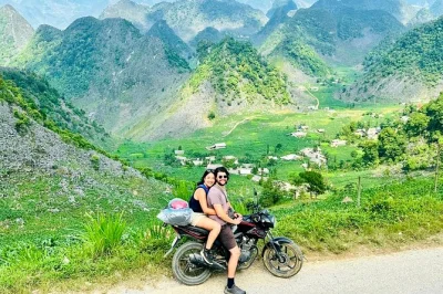 Ha giang und cao bang entdecken: nebelverhangene berge, kurvige pässe und authentische familienessen. inklusive easy rider, homestays, eintritt und gepäckaufbewahrung.