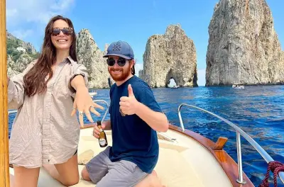 Capri en bateau privé pour couples : 3 heures, grotte bleue