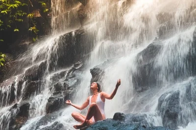 Discover ubud’s monkey forest, tegalalang rice terraces, and tibumana waterfall on a private tour. includes lunch, entry tickets, and a visit to gianyar night market. reserve your spot today.