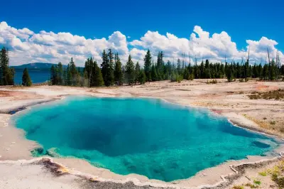 Tour audio di 2 giorni a Yellowstone e Grand Teton con guida autonoma