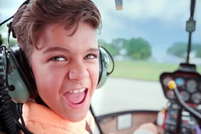 Erlebe den nervenkitzel einer privaten hubschrauber-rundflug über orlando, mit blick auf fun spot, old town & kissimmee. jeder platz ist ein fensterplatz. flexible zeiten, keine mitfahrer.