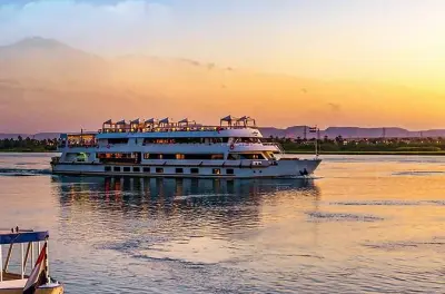4-Day Nile Cruise Aswan to Luxor: Valley of the Kings & Karnak