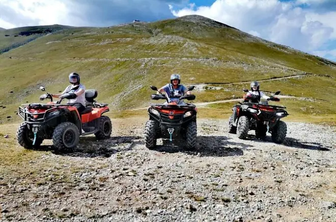 Quad privé sur Bjelašnica : Panorama sur trois montagnes