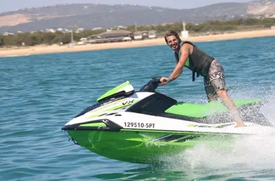 Location de jet ski à Vilamoura : 30 minutes de vitesse