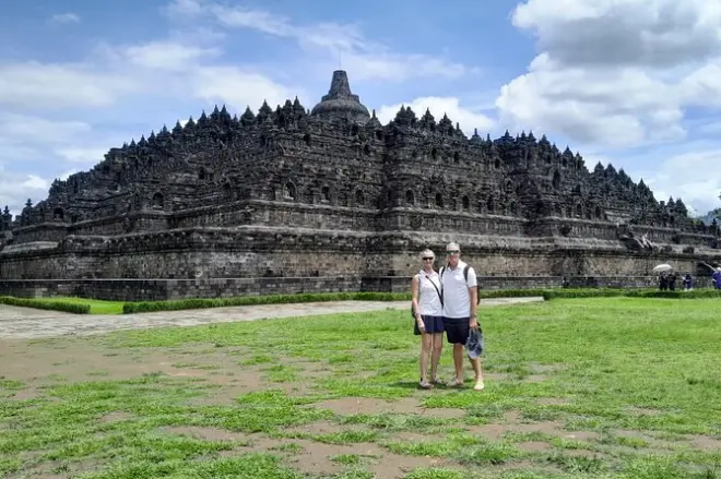 Borobudur Private Tour from Semarang: Upper Level Access