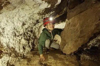 Bend Lava Tube Cave Tour: Wild Underground Passages