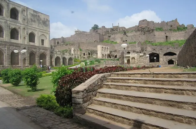 Golkonda Fort & Charminar: Ganztägige private Tour in Hyderabad