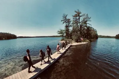 Muskoka Wanderung: High Falls, Hardy Lake und Huckleberry Rock