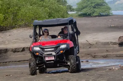 Conduite de buggy à Brasilito : Plages et forêt sèche