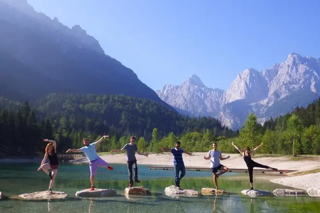 Bled bis Soča-Fluss: Malerische Zugfahrt durch die Julischen Alpen