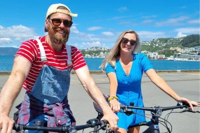 Erlebe wellington mit einem e-bike – erkunde die buchten, radle zum mount victoria, besuche te papa und profitiere von flexiblen abholzeiten.
