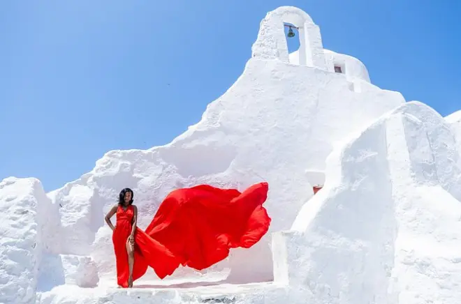 Fotos con vestido volador en Mykonos: 50 fotos profesionales